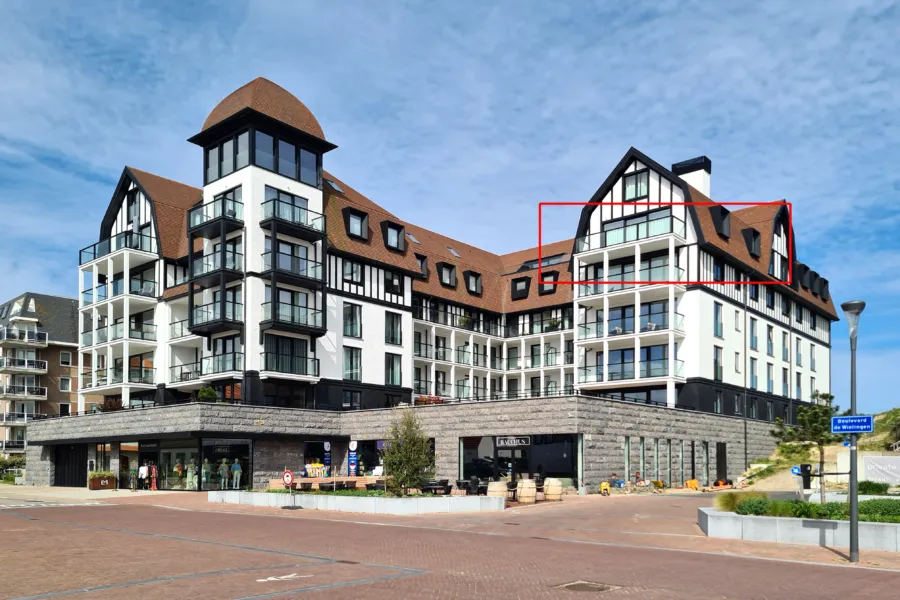 Branding C52 appartement in Cadzand-Bad Zeeland
