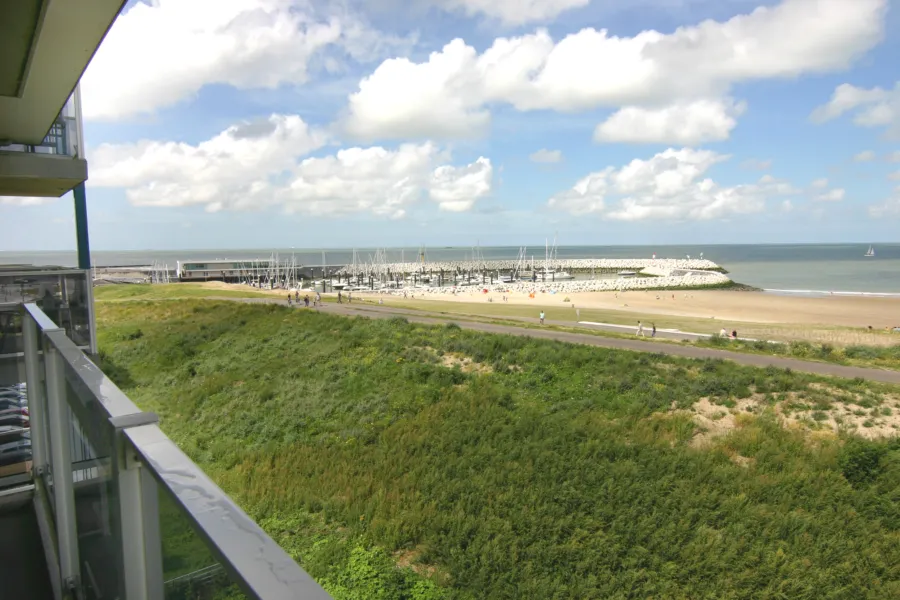 Deurloo 55-22 vakantieappartement in Cadzand met zeezicht balkon
