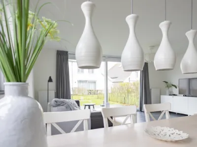 Waterranonkel 1 vakantiewoning in Cadzand eettafel
