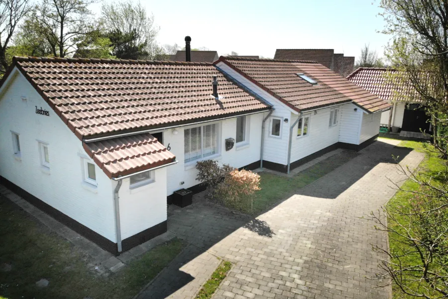 Zeebries vrijstaand vakantiehuis in Cadzand Zeeland