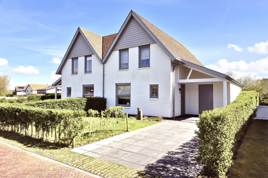 Huis aan Zee Zwanebloem 18 vakantiehuis in Cadzand Zeeland